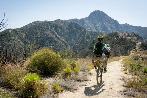 Two mountain bikers riding in the San Gabriel Mountains